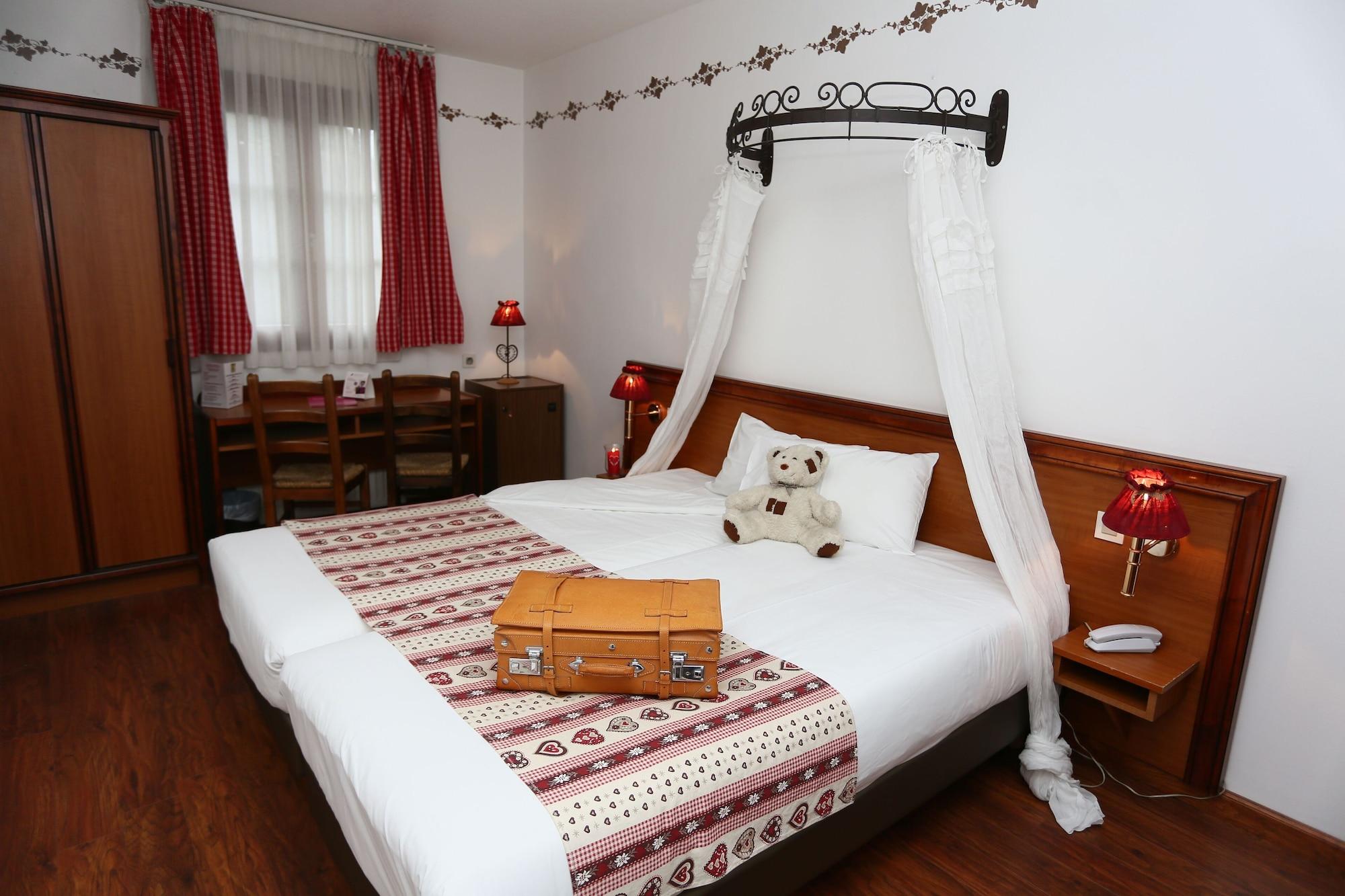 The Originals Boutique, Hotel La Ferme Du Pape, Eguisheim Dış mekan fotoğraf